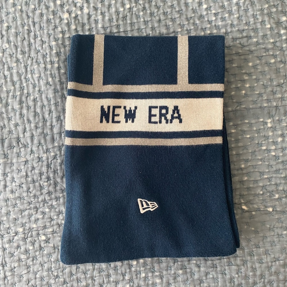 NEW ERA PINSTRIPE BOWL NAVY UNISEX SCARF